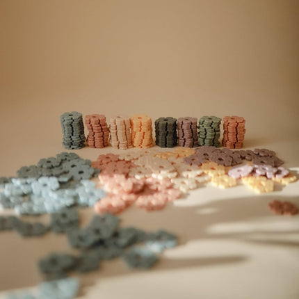 Mushie Bouwset Bloemen 100 Delig koop je bij Babywinkel