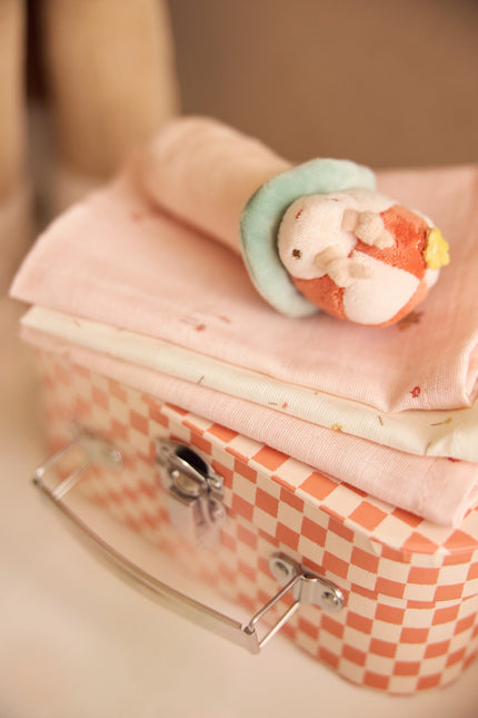 Rassel – Pret<tc>ty</tc> Picnic