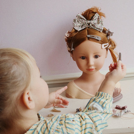 Konges Sløjd Stylingpuppe mit Haaraccessoires