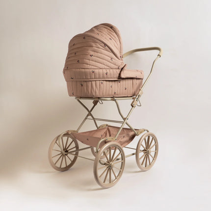 Konges Sløjd Puppenwagen „Cherry“ im Vintage-Stil