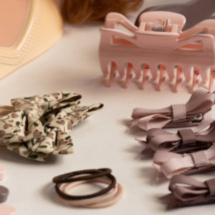 Konges Sløjd Stylingpuppe mit Haaraccessoires