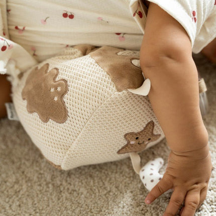 Activiteiten kubus Heaven clay/warm linen koop je bij Babywinkel