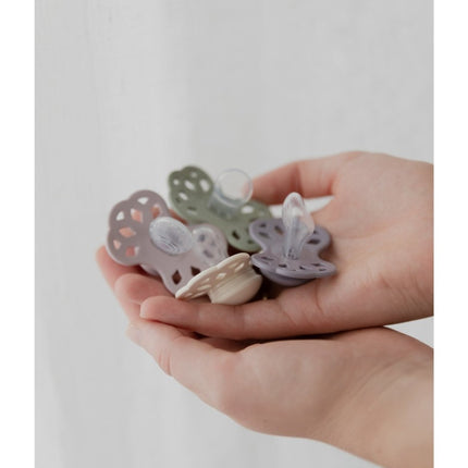 BIBS Speen Maat 2 Silicone Anatomical Blossom/Dusky Lilac 2st - BIBS - Babywinkel - 5713795243723