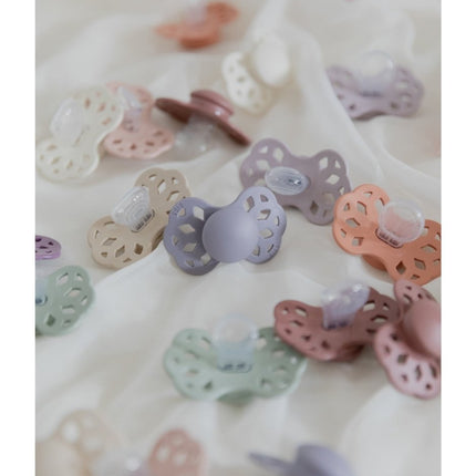 BIBS Speen Maat 2 Silicone Anatomical Ivory/Blush 2st - BIBS - Babywinkel - 5713795243648
