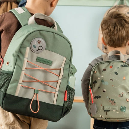 Done By Deer Rugtas Tiny Trails Green 13L koop je bij Babywinkel