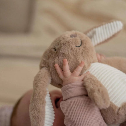 Flow Amsterdam Knuffel met Hartslag Milo Konijntje - Flow Amsterdam - Babywinkel - 8720726529044