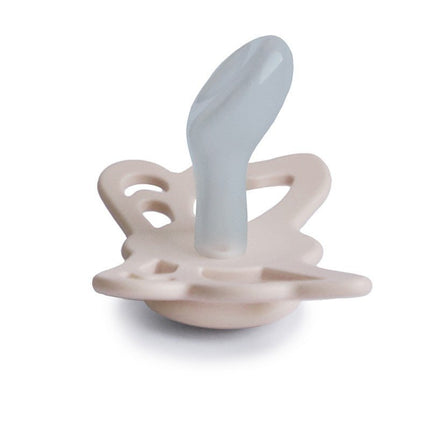 Frigg Speen Maat 2 Vlinder Grijs Silicone - Frigg - Babywinkel - 5715239018393