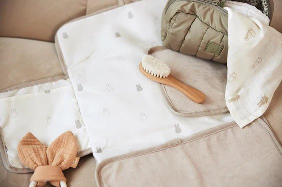 Jollein Etui Puffed Olive Green koop je bij Babywinkel