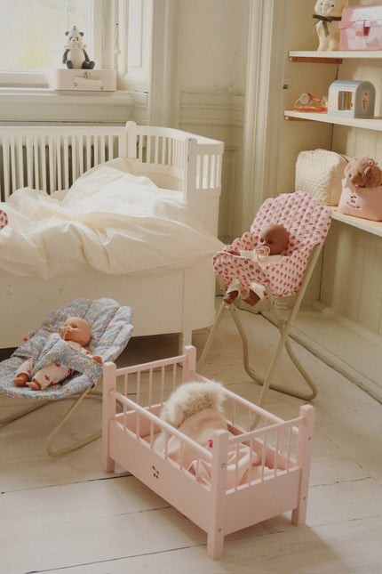 Konges Slojd Poppen Wipstoeltje Rosie Rose koop je bij Babywinkel