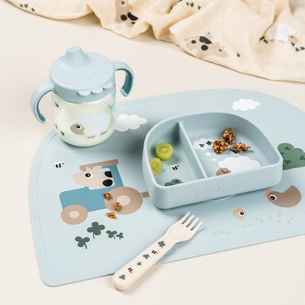 Leerbeker met tuit en handvatten Tiny farm Blue koop je bij Babywinkel