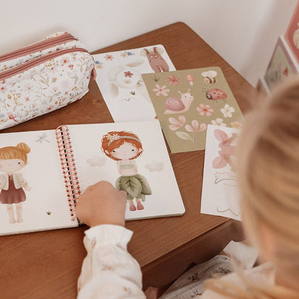 Little Dutch Magnetenboek Rosa Fairy Garden 24 Bladzijdes koop je bij Babywinkel