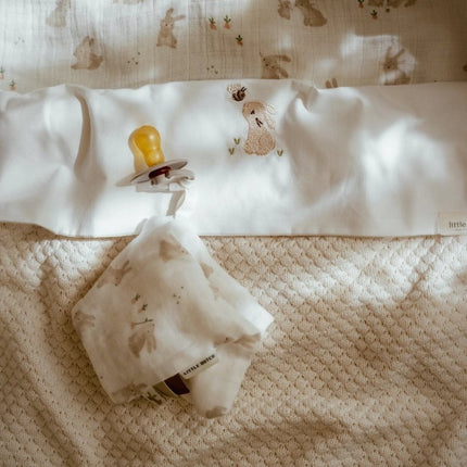 Little Dutch Wieglaken Baby Bunny Wit Geborduurd koop je bij Babywinkel