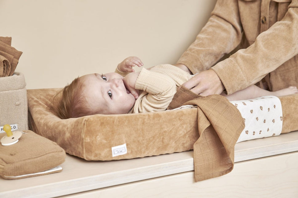 Meyco Aankleedkussenhoes Elvet Toffee - Meyco - Babywinkel - 4054703516715