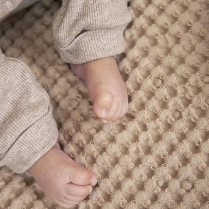 Meyco Baby Wafel Teddy Ledikant Deken Sand 100x150cm - Meyco - Babywinkel - 4054703218305