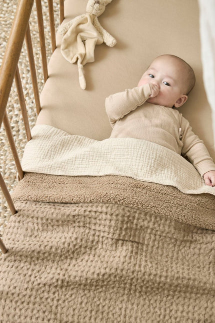 Meyco Ledikantdeken Wafel Teddy Taupe 100X150cm - Meyco - Babywinkel - 4054703218121