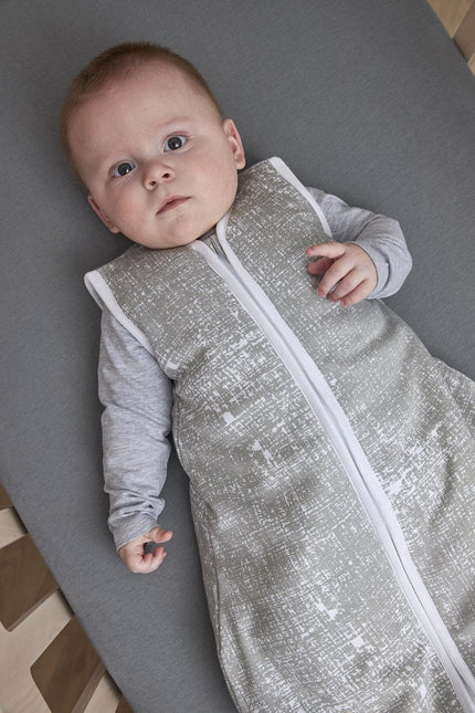 Meyco Winterslaapzak Rond Fine Lines Grijs 98 koop je bij Babywinkel