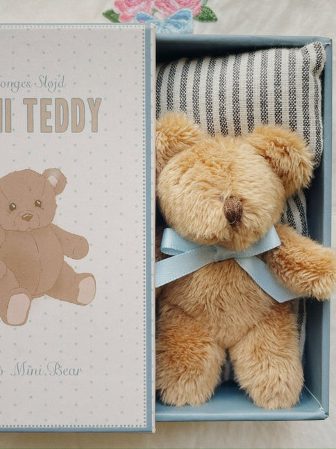 Konges Slojd Knuffel Tiny Teddy Milo koop je bij Babywinkel