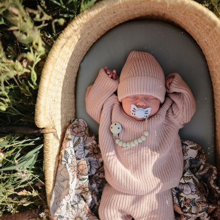 Mushie Babymutsje Chunky Knit Blush - Mushie - Babywinkel - 810052468624