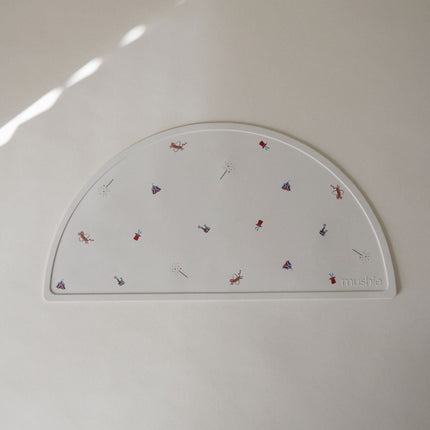Mushie Placemat Circus koop je bij Babywinkel