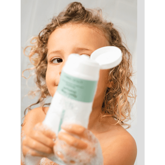 Naif Baby Shampoo Baby en Kids 200ml - Naif - Babywinkel - 8717953117304