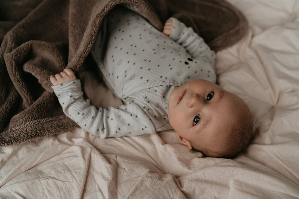 Snoozebaby Ledikantdeken T.O.G 2.0 Warm Brown 150x100cm - Snoozebaby - Babywinkel - 8719743857032